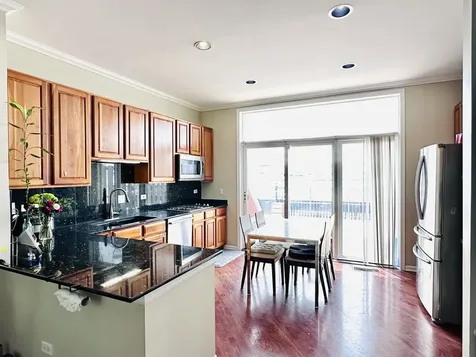 1346 South Indiana Parkway Chicago IL 60605