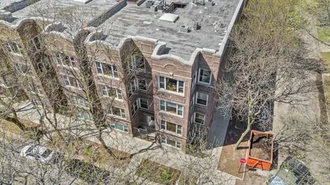 7654 North Greenview Avenue Chicago IL 60626