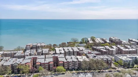 7654 North Greenview Avenue Chicago IL 60626