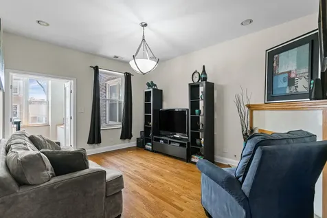 7654 North Greenview Avenue Chicago IL 60626