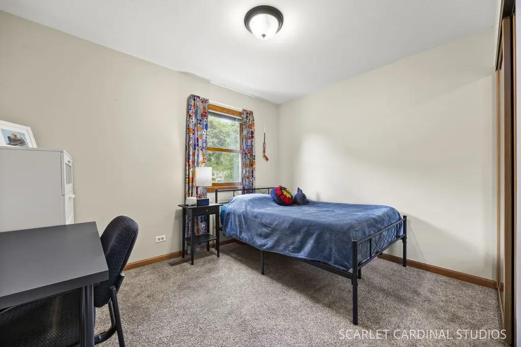 28W711 Wagner Court Warrenville IL 60555