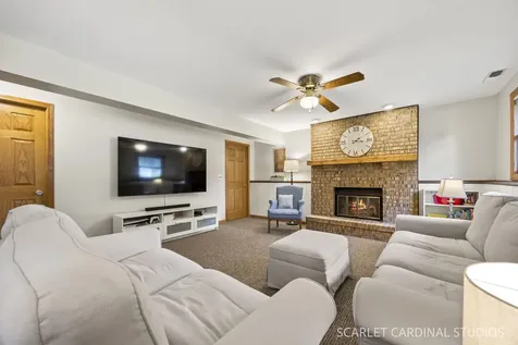 28W711 Wagner Court Warrenville IL 60555