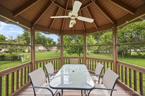 28W711 Wagner Court Warrenville IL 60555