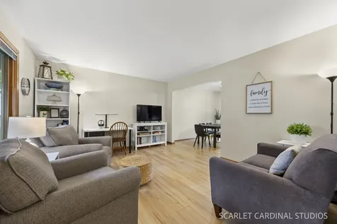 28W711 Wagner Court Warrenville IL 60555