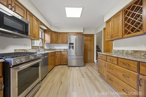 28W711 Wagner Court Warrenville IL 60555