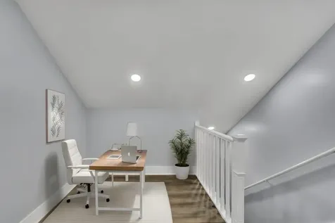 2539 West Morse Avenue Chicago IL 60645