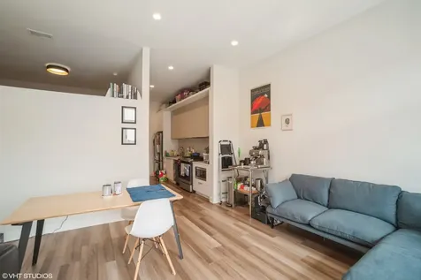 1348 West Roscoe Street Chicago IL 60657