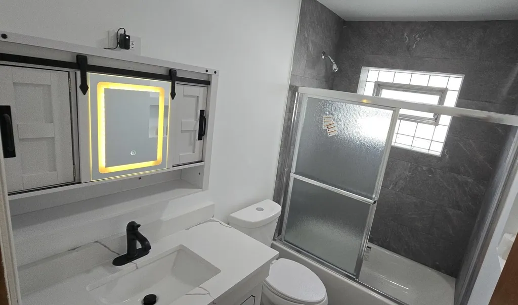 7805 South Reilly Terrace Chicago IL 60652