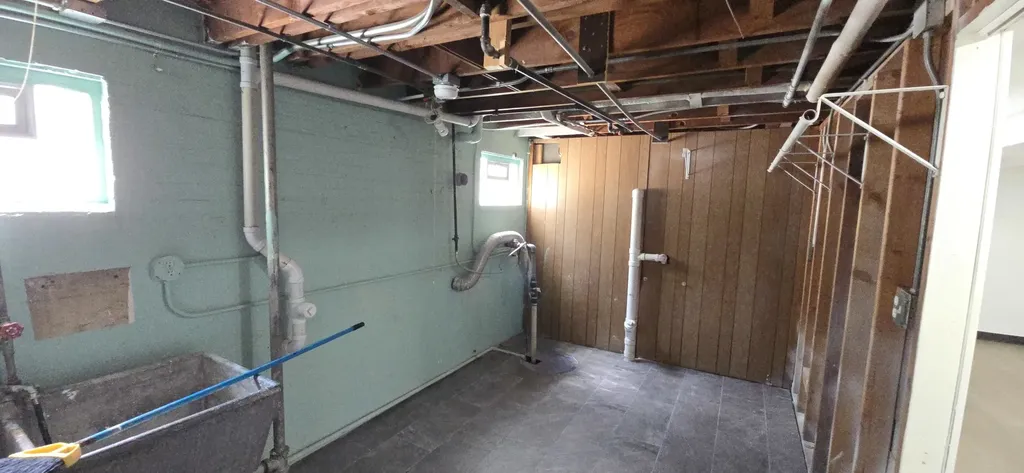 7805 South Reilly Terrace Chicago IL 60652