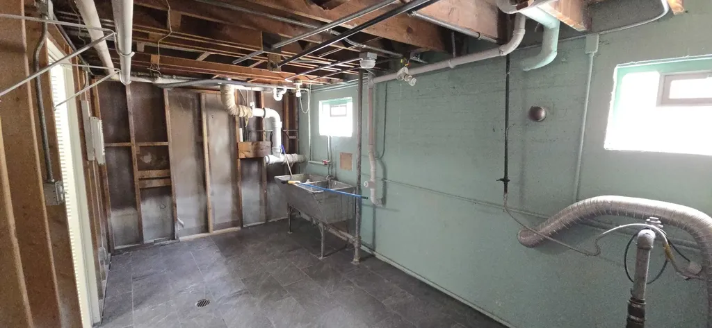 7805 South Reilly Terrace Chicago IL 60652