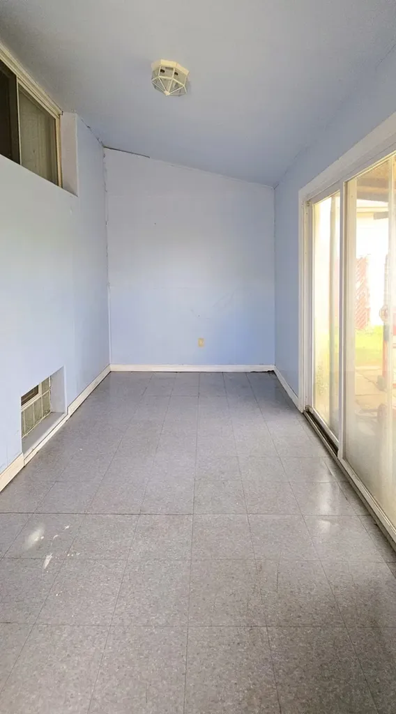 7805 South Reilly Terrace Chicago IL 60652