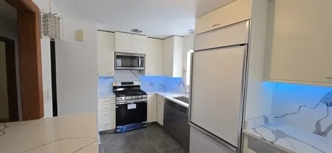 7805 South Reilly Terrace Chicago IL 60652