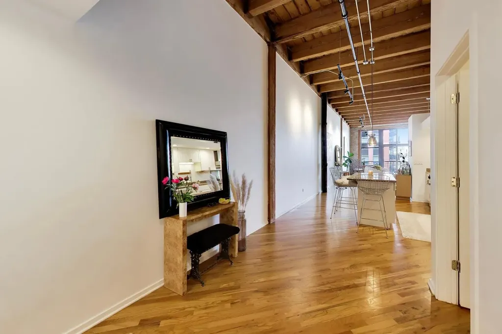 616 West Fulton Street Chicago IL 60661