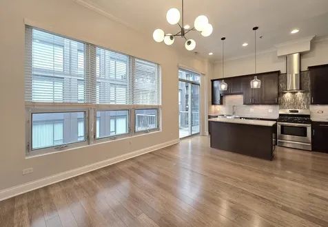 4 North Aberdeen Street Chicago IL 60607