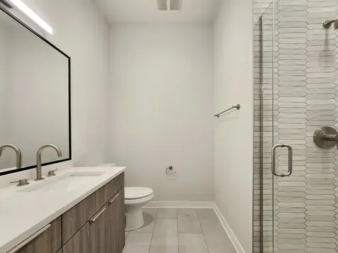 1348 West Roscoe Street Chicago IL 60657