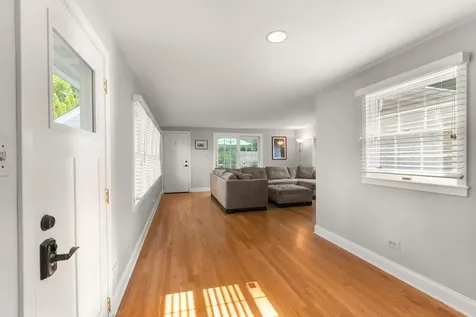 222 East Center Avenue Lake Bluff IL 60044