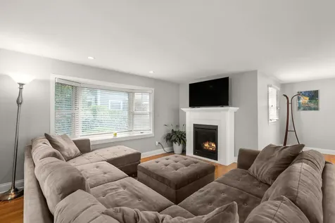 222 East Center Avenue Lake Bluff IL 60044
