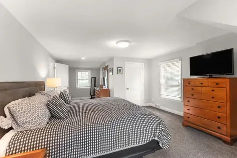 222 East Center Avenue Lake Bluff IL 60044