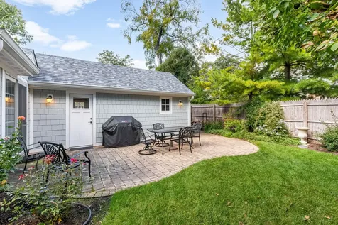 222 East Center Avenue Lake Bluff IL 60044