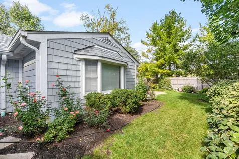 222 East Center Avenue Lake Bluff IL 60044