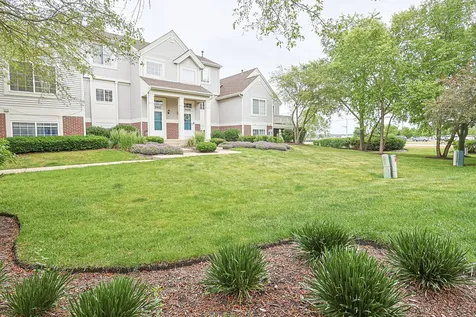 2425 Daybreak Court Elgin IL 60123