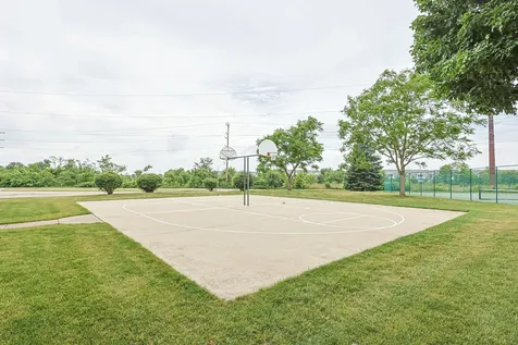 2425 Daybreak Court Elgin IL 60123