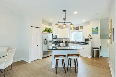 2425 Daybreak Court Elgin IL 60123