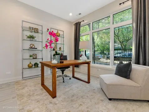 2347 West Morse Avenue Chicago IL 60645