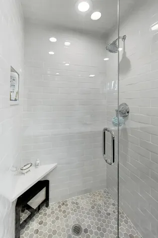1311 East Woodford Place Arlington Heights IL 60004