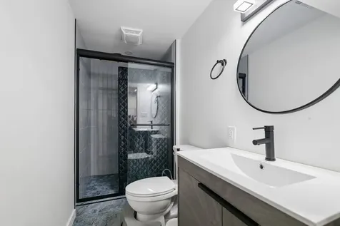 13342 South Avenue N Chicago IL 60633