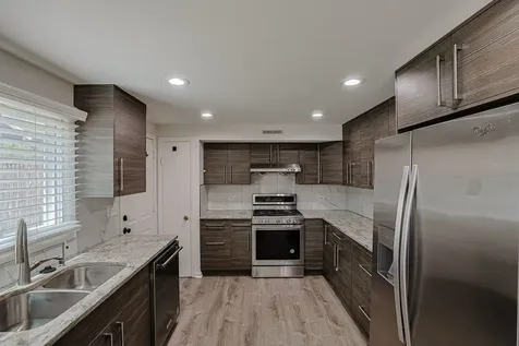 9249 Barberry Lane Des Plaines IL 60016