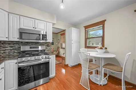 6N477 Salina Avenue St. Charles IL 60174