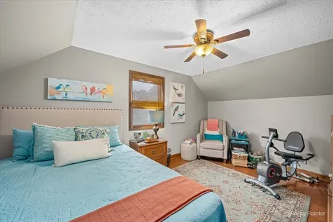 6N477 Salina Avenue St. Charles IL 60174
