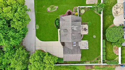 6N477 Salina Avenue St. Charles IL 60174