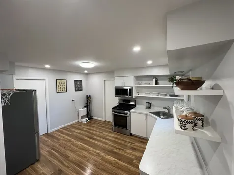 1431 East Emmerson Lane Mount Prospect IL 60056