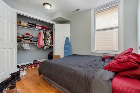 2711 East 93rd Street Chicago IL 60617