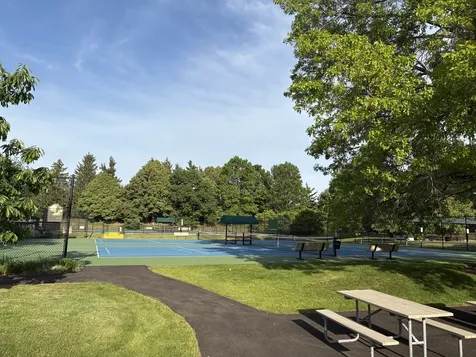 414 White Oak Lane Barrington IL 60010