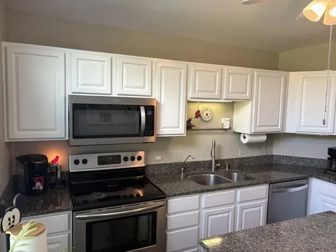 414 White Oak Lane Barrington IL 60010