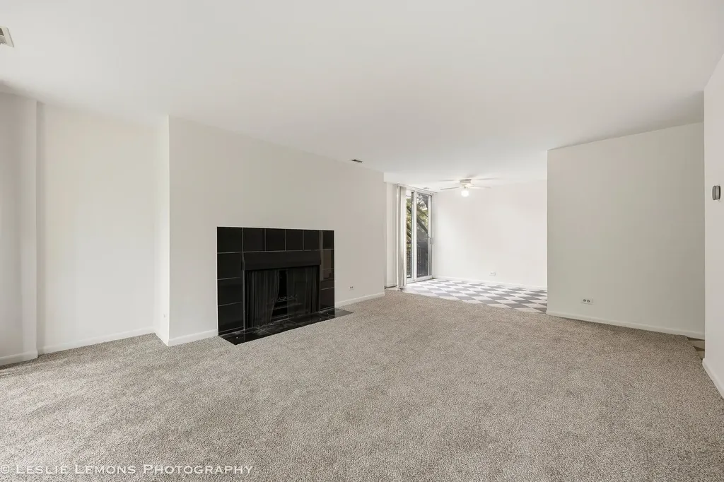 1833 Four Lakes Avenue Lisle IL 60532