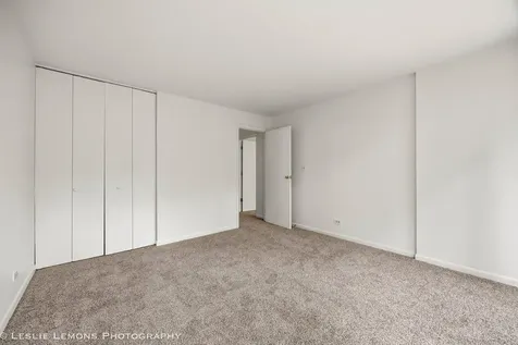 1833 Four Lakes Avenue Lisle IL 60532