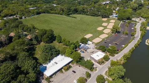 1833 Four Lakes Avenue Lisle IL 60532