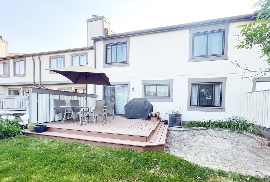 2508 Yarrow Lane Rolling Meadows IL 60008