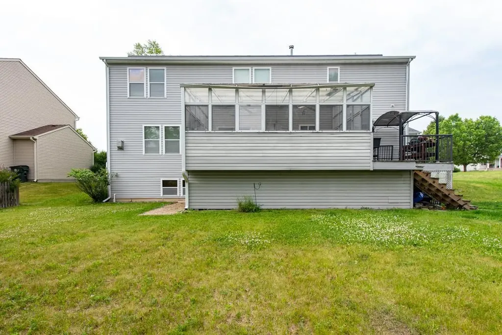 340 Kennedy Drive Antioch IL 60002