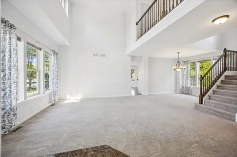 2409 Meadowbrook Lane Westchester IL 60154