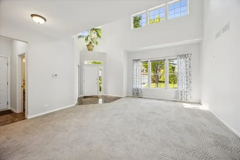2409 Meadowbrook Lane Westchester IL 60154