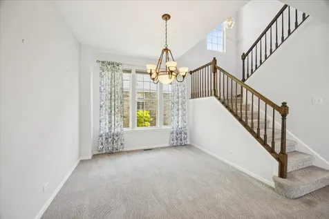 2409 Meadowbrook Lane Westchester IL 60154
