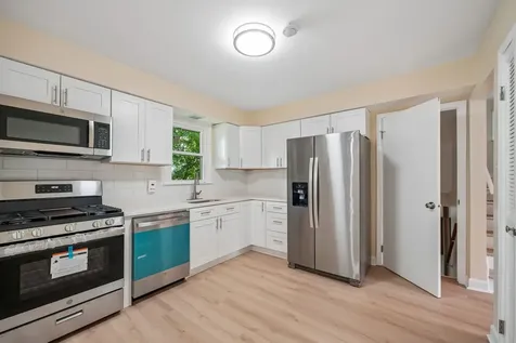 5112 Main Street Lisle IL 60532