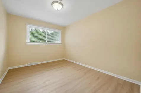 5112 Main Street Lisle IL 60532