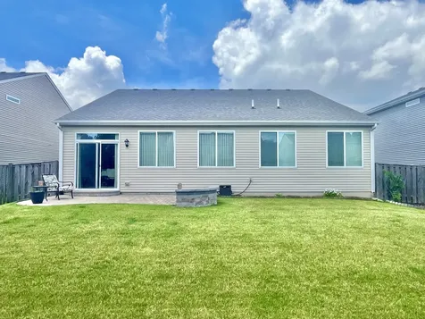 1074 Chestnut Drive Pingree Grove IL 60140