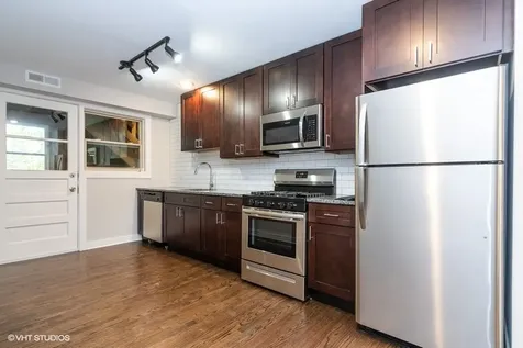 6515 North Seeley Avenue Chicago IL 60645